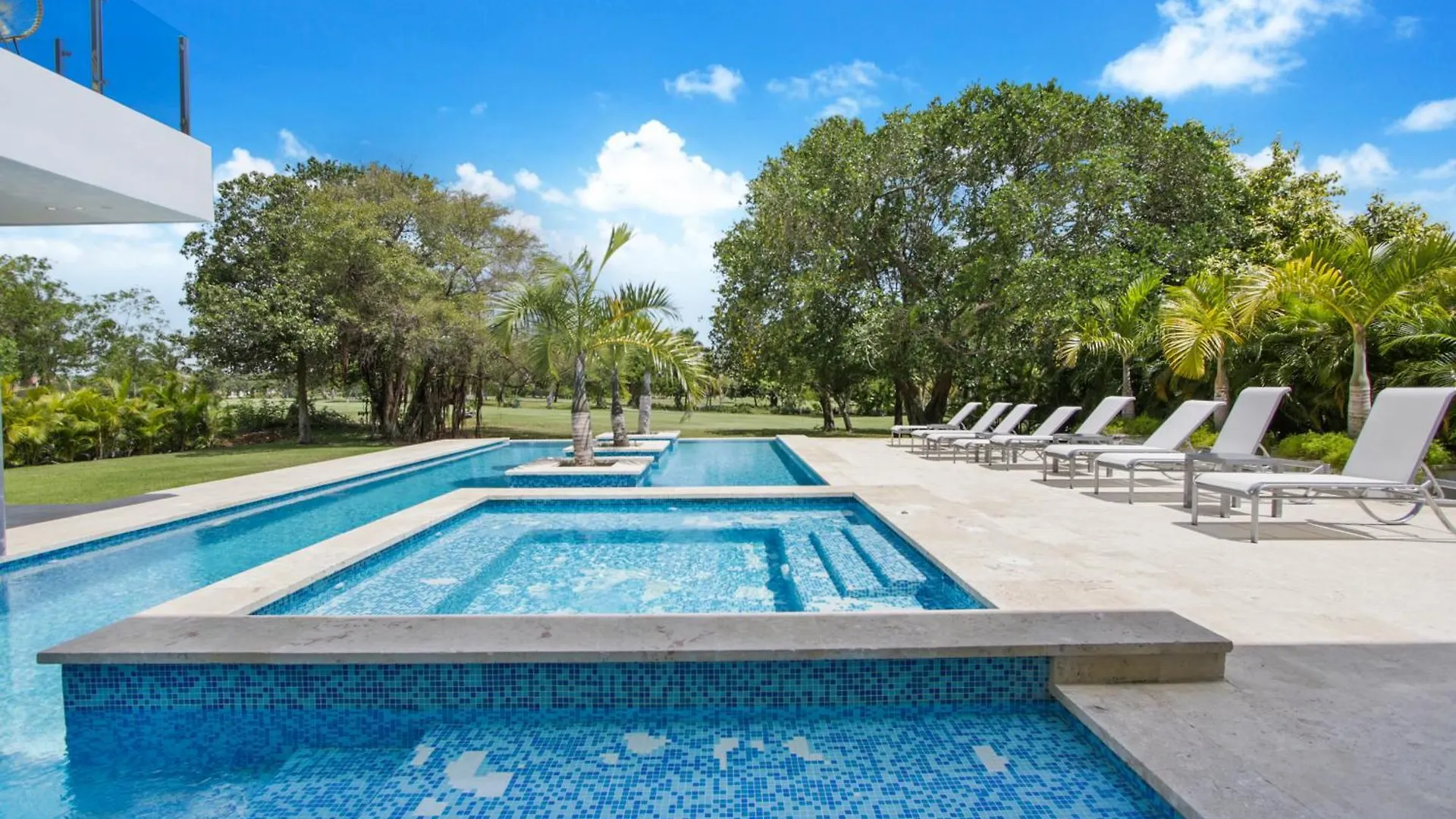 Modern Brand New Villa With Pool, Jacuzzi, Chef At Cocotal Golf & Country Club Punta Cana