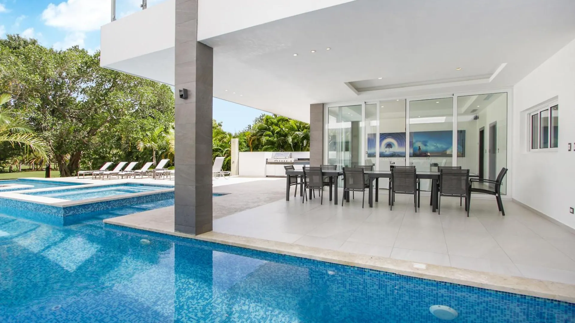 Modern Brand New Villa With Pool, Jacuzzi, Chef At Cocotal Golf & Country Club Punta Cana