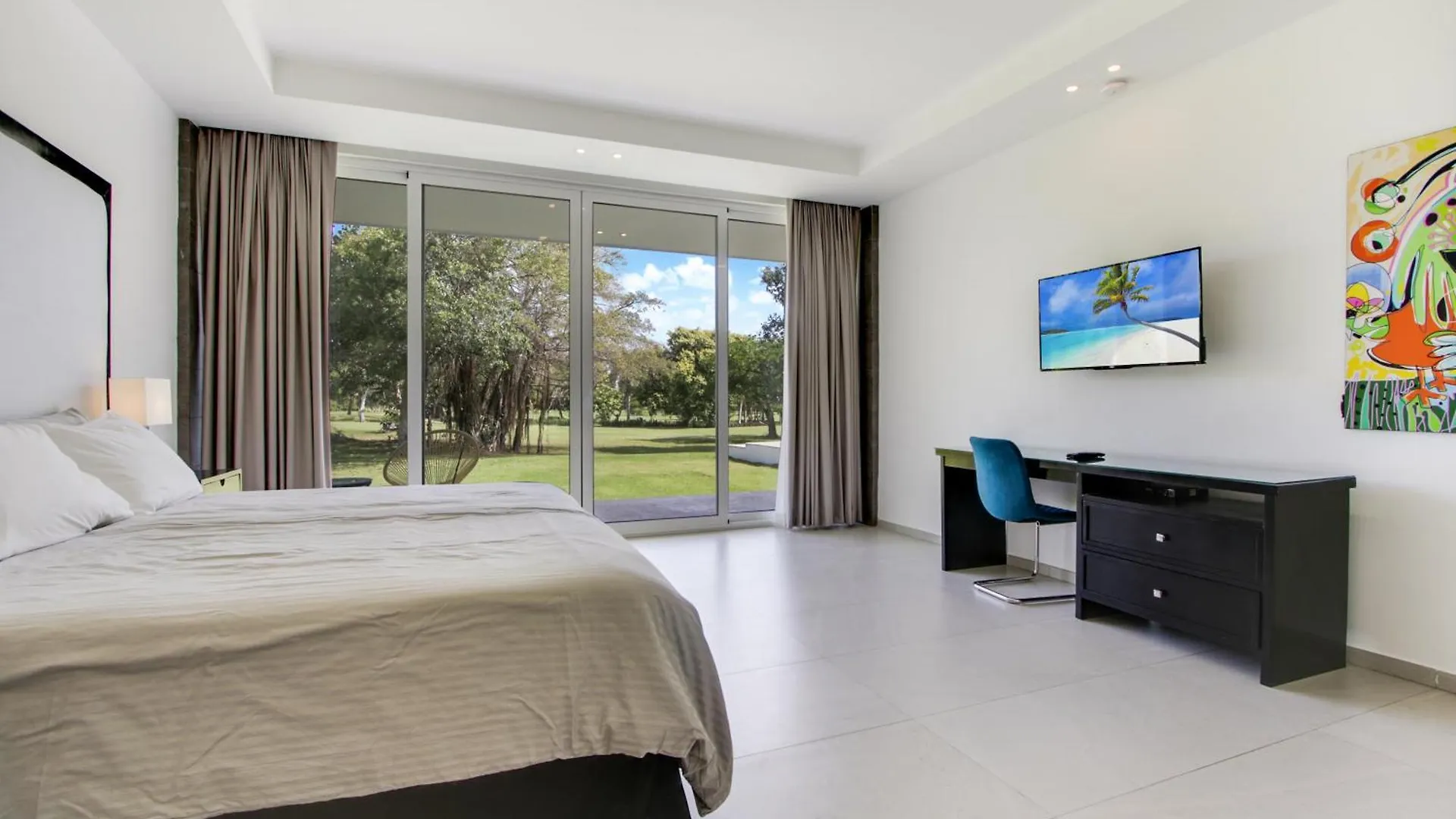 Modern Brand New Villa With Pool, Jacuzzi, Chef At Cocotal Golf & Country Club Punta Cana